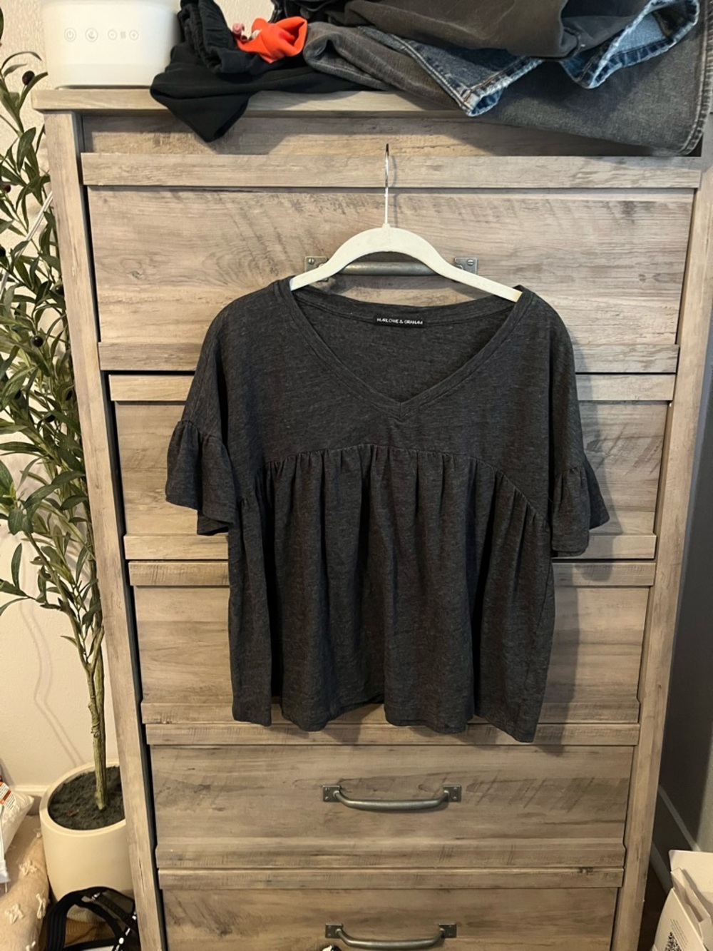 Harlowe & Graham Charcoal V-Neck Ruffle Sleeve Tunic